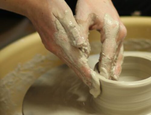Wir suchen: eine gelernte Keramikerin/ einen gelernten Keramiker