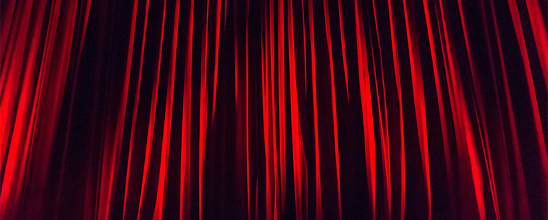 stage-curtain-geschnitten