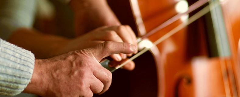 Cello (1)